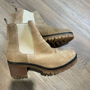 Cruza Tendencia Made in Portugal Tan Suede Ankle Boots